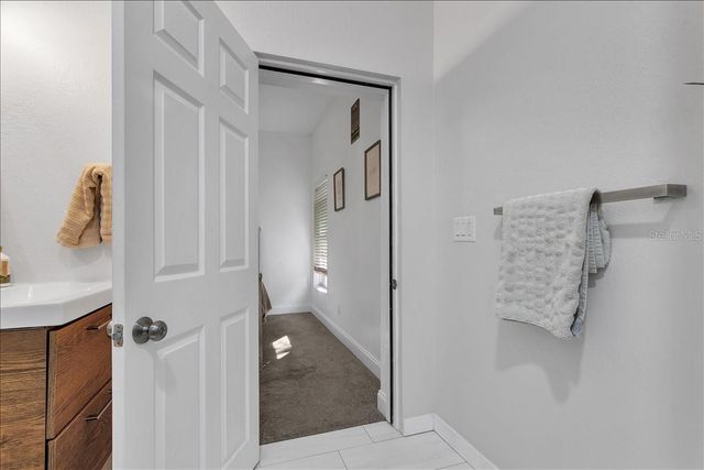 2402 W FIG STREET, Tampa, FL 33609
