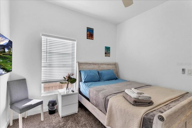 2402 W FIG STREET, Tampa, FL 33609