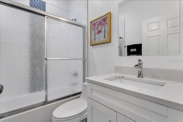 2402 W FIG STREET, Tampa, FL 33609