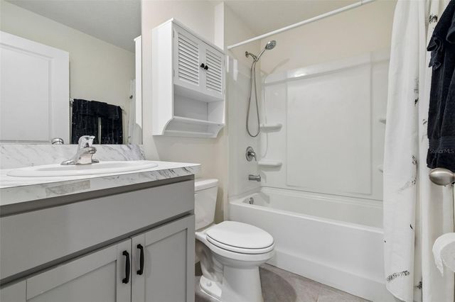 4222 AUTUMN FOG COURT, Palmetto, FL 34221