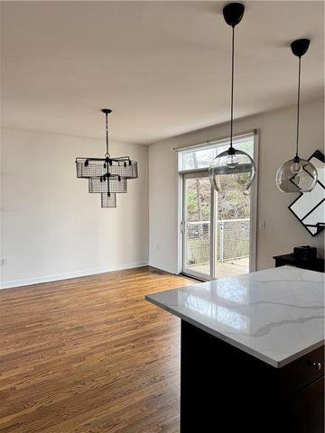 1345 Stirling Court, Atlanta, GA 30318