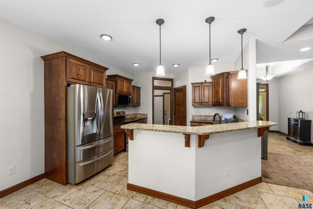 6208 S El Dorado Ave Avenue, Sioux Falls, SD 57108
