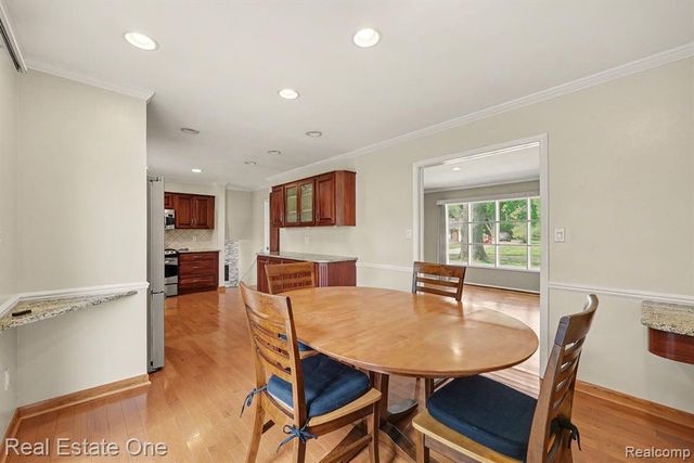 6639 Tamerlane Drive, West Bloomfield, MI 48322