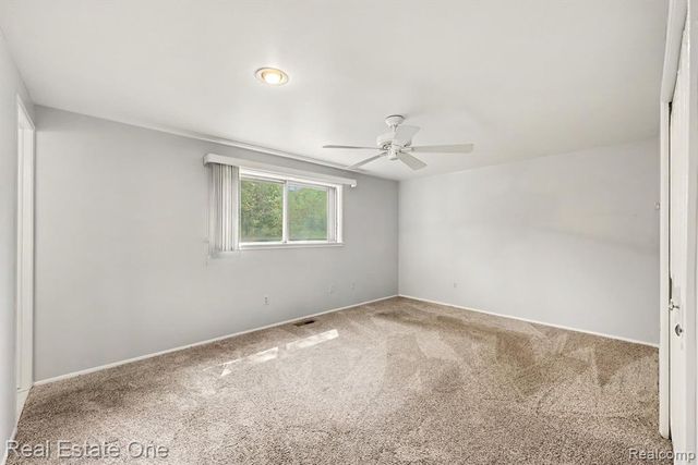 6639 Tamerlane Drive, West Bloomfield, MI 48322