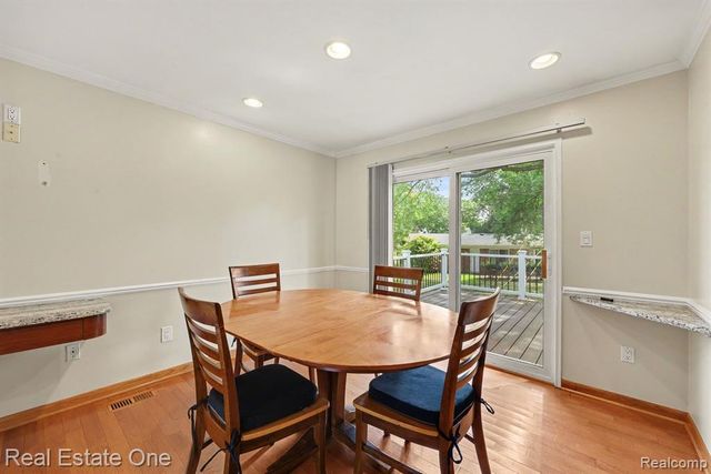 6639 Tamerlane Drive, West Bloomfield, MI 48322
