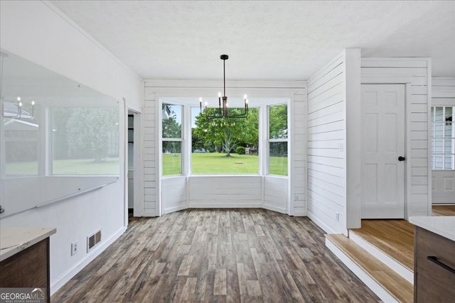 330 Sandy Lake Circle, Fayetteville, GA 30214