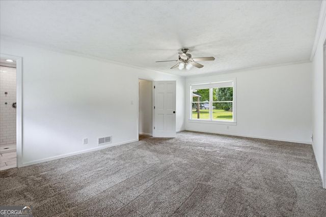 330 Sandy Lake Circle, Fayetteville, GA 30214