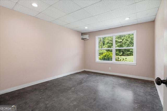 330 Sandy Lake Circle, Fayetteville, GA 30214