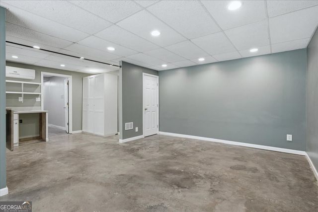 330 Sandy Lake Circle, Fayetteville, GA 30214