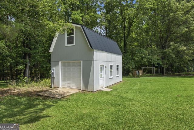 330 Sandy Lake Circle, Fayetteville, GA 30214