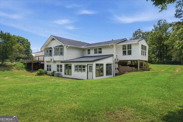 330 Sandy Lake Circle, Fayetteville, GA 30214