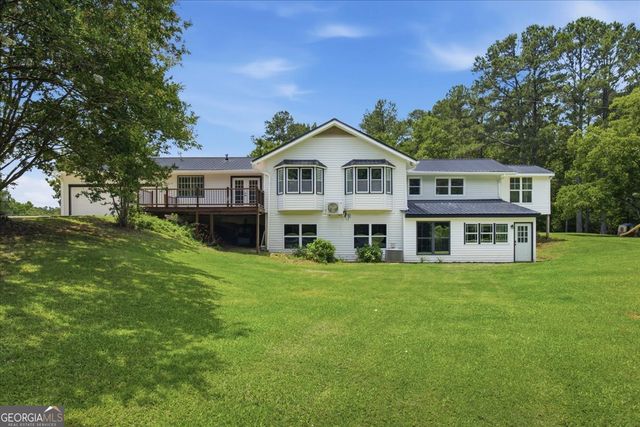 330 Sandy Lake Circle, Fayetteville, GA 30214