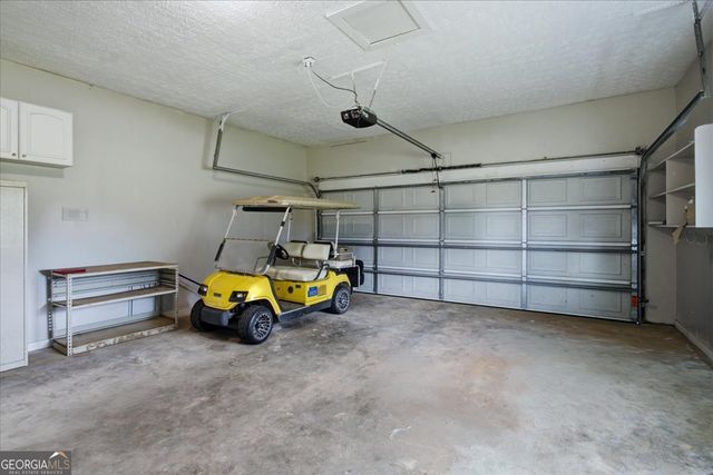 330 Sandy Lake Circle, Fayetteville, GA 30214