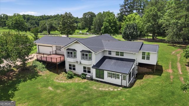 330 Sandy Lake Circle, Fayetteville, GA 30214