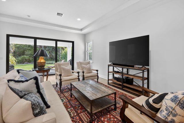 13146 Artisan Circle, Palm Beach Gardens, FL 33418