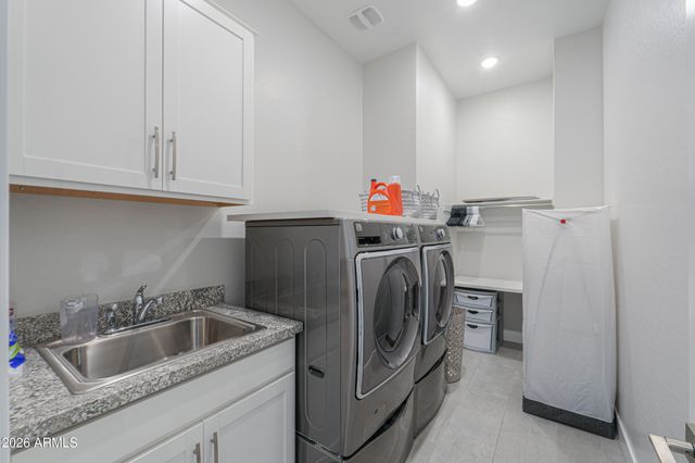 1071 E CHERRYWOOD Place, Chandler, AZ 85249