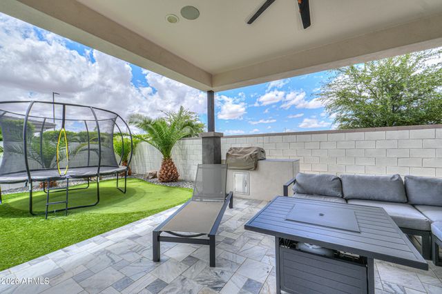 1071 E CHERRYWOOD Place, Chandler, AZ 85249