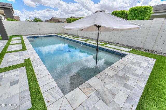 1071 E CHERRYWOOD Place, Chandler, AZ 85249