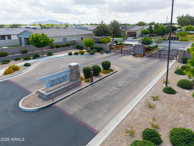 1071 E CHERRYWOOD Place, Chandler, AZ 85249