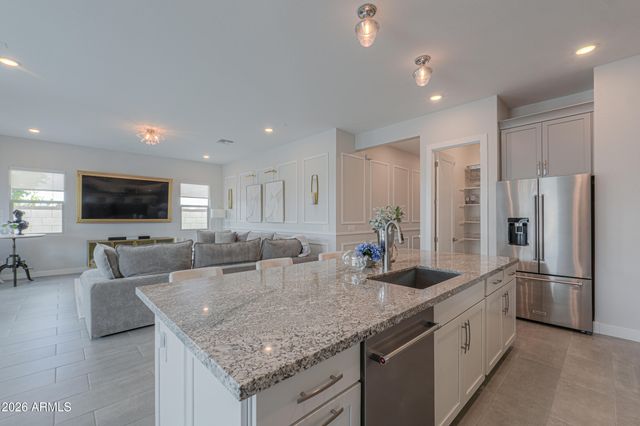 1071 E CHERRYWOOD Place, Chandler, AZ 85249