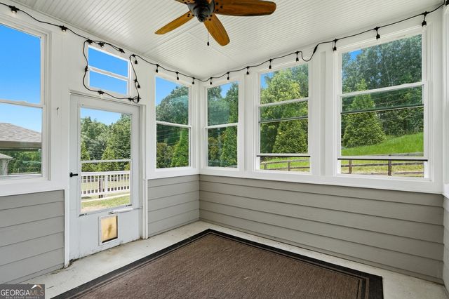 6464 Crosscreek Lane, Flowery Branch, GA 30542