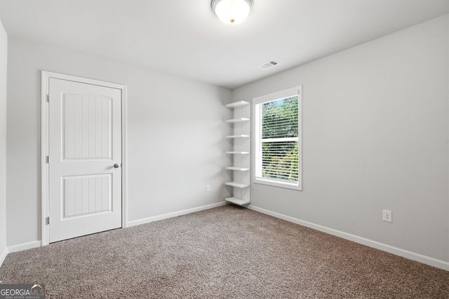 6464 Crosscreek Lane, Flowery Branch, GA 30542