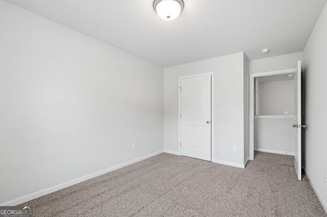 6464 Crosscreek Lane, Flowery Branch, GA 30542