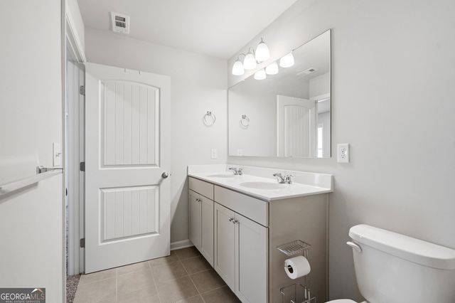 6464 Crosscreek Lane, Flowery Branch, GA 30542