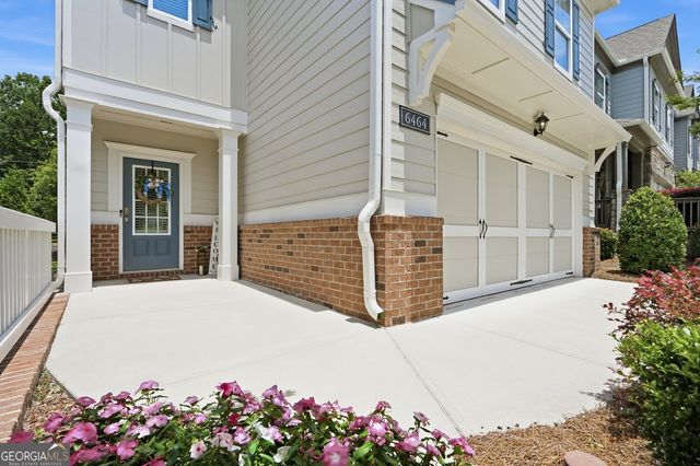 6464 Crosscreek Lane, Flowery Branch, GA 30542