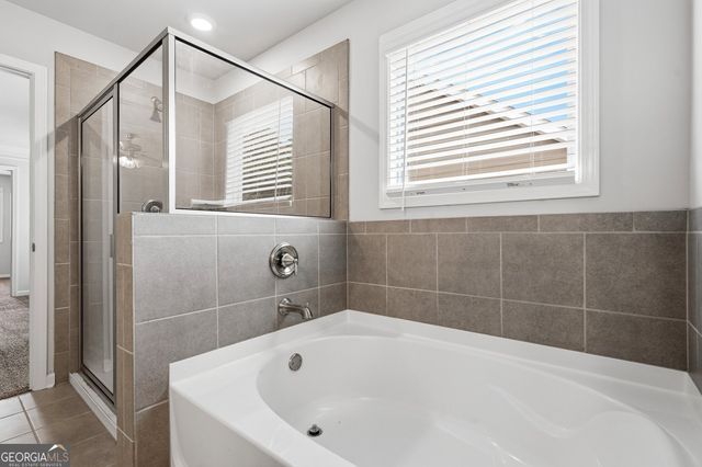 6464 Crosscreek Lane, Flowery Branch, GA 30542