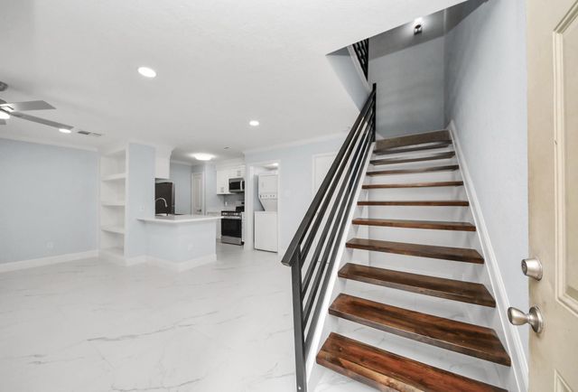 3600 Jeanetta Street 1706, Houston, TX 77063