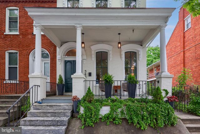 545 W ORANGE ST, Lancaster, PA 17603