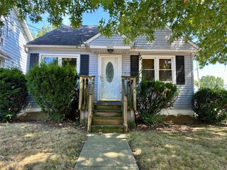 1881 17th Street SW, Akron, OH 44314