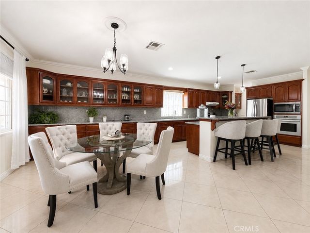 18437 Newman Avenue, Riverside, CA 92508