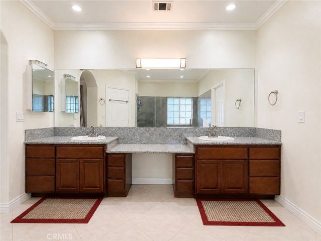 18437 Newman Avenue, Riverside, CA 92508