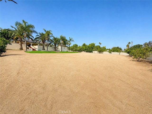 18437 Newman Avenue, Riverside, CA 92508