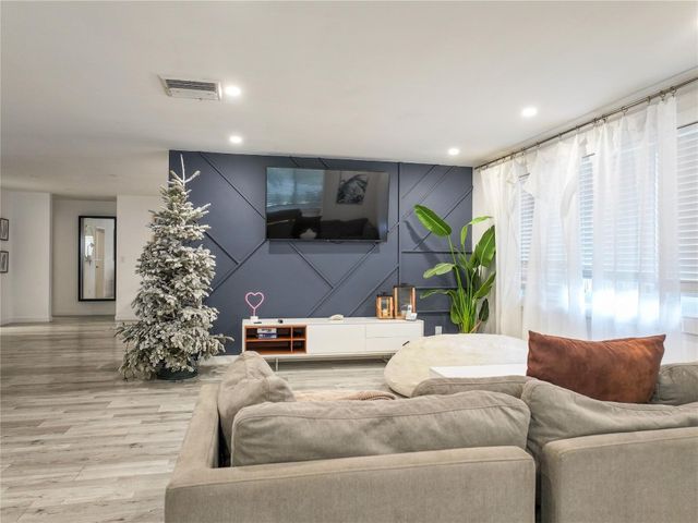 1004 SW 19 Street, Fort Lauderdale, FL 33315