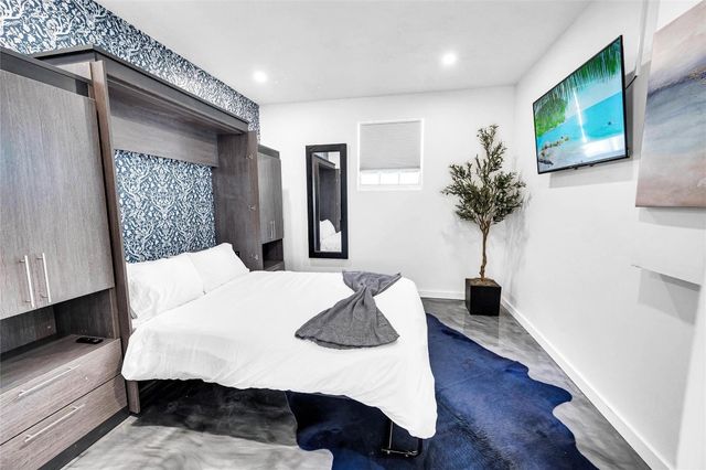 1004 SW 19 Street, Fort Lauderdale, FL 33315