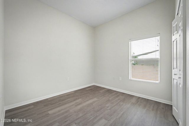 5050 PLAYPEN Drive 8, Jacksonville, FL 32210