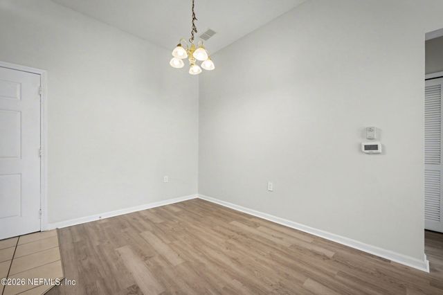 5050 PLAYPEN Drive 8, Jacksonville, FL 32210