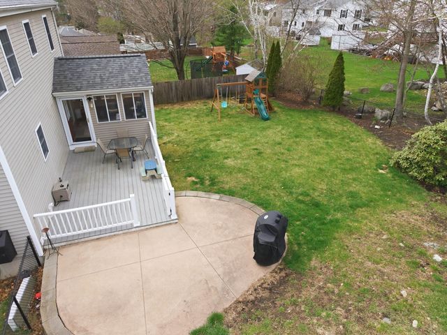 15 Taschereau Boulevard, Nashua, NH 03062