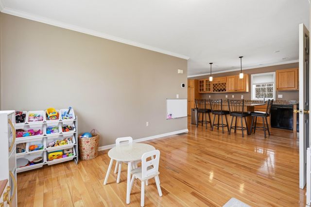 15 Taschereau Boulevard, Nashua, NH 03062
