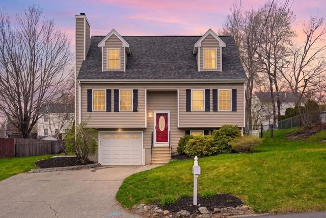 15 Taschereau Boulevard, Nashua, NH 03062