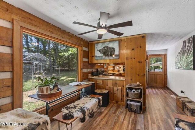 2169 Ranch Rd, Dandridge, TN 37725