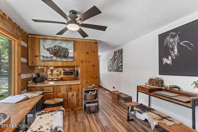 2169 Ranch Rd, Dandridge, TN 37725