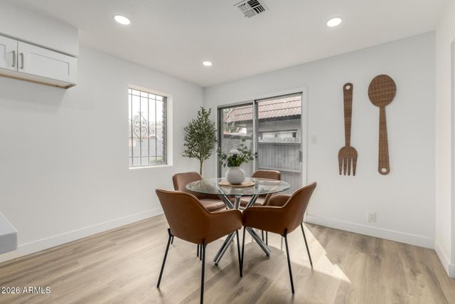 9015 W ELM Street 8, Phoenix, AZ 85037