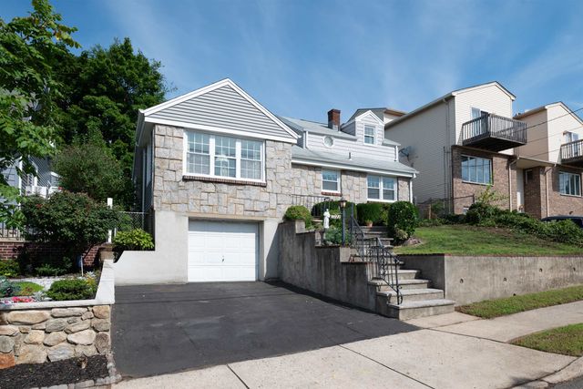 722 7TH ST, Carlstadt, NJ 07072