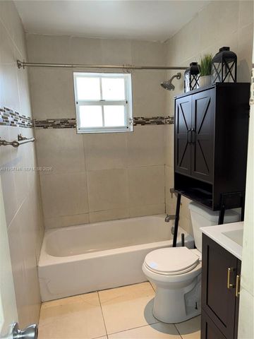 8712 NW 108th Ln 8712, Hialeah Gardens, FL 33018