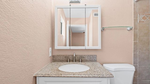 8410 Innsdale Ln, San Diego, CA 92114