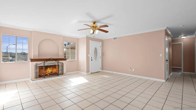 8410 Innsdale Ln, San Diego, CA 92114